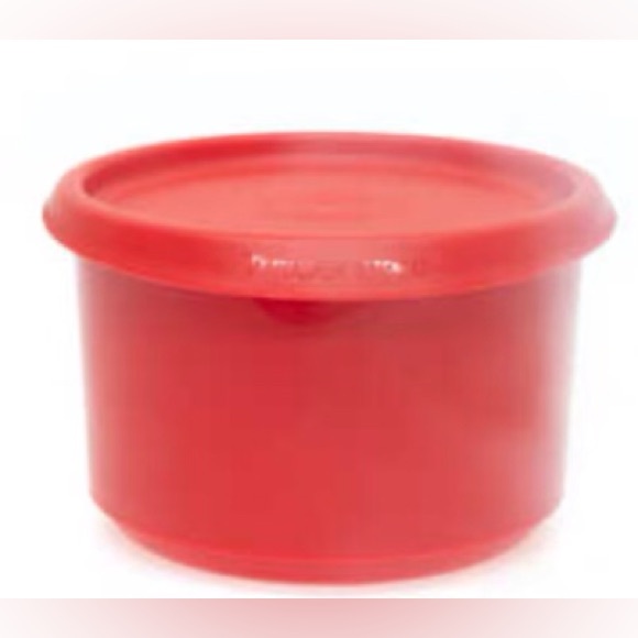 Tupperware One Touch Canister  575 ml Red Color - Picture 2 of 3